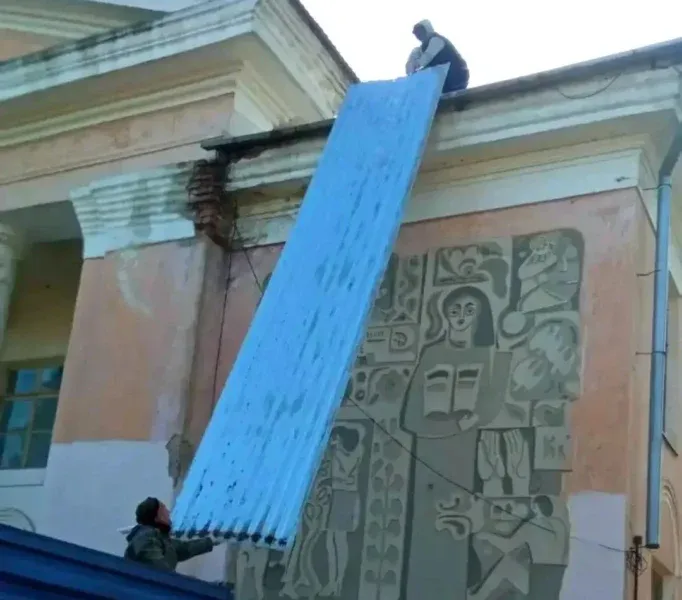 В посёлке Октябрьском отремонтировали крышу Дома культуры